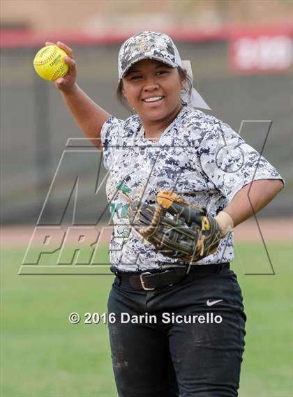 Thumbnail 2 in Mesquite vs. Skyline (Blackhawk Tournament) photogallery.