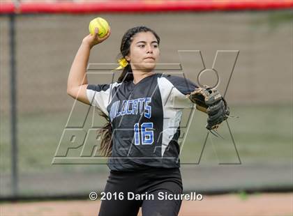 Thumbnail 2 in Mesquite vs. Skyline (Blackhawk Tournament) photogallery.