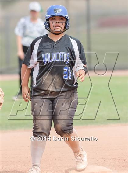 Thumbnail 3 in Mesquite vs. Skyline (Blackhawk Tournament) photogallery.