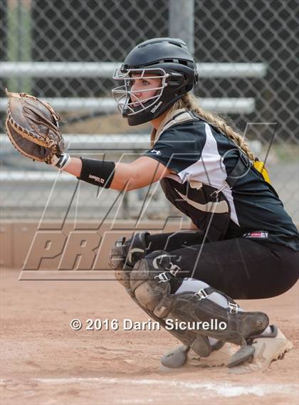 Thumbnail 1 in Mesquite vs. Skyline (Blackhawk Tournament) photogallery.