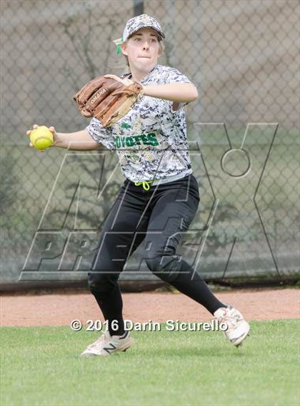 Thumbnail 3 in Mesquite vs. Skyline (Blackhawk Tournament) photogallery.