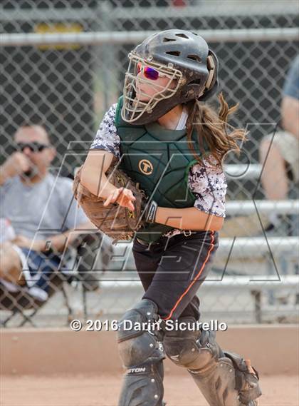 Thumbnail 2 in Mesquite vs. Skyline (Blackhawk Tournament) photogallery.