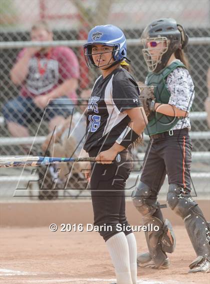 Thumbnail 2 in Mesquite vs. Skyline (Blackhawk Tournament) photogallery.