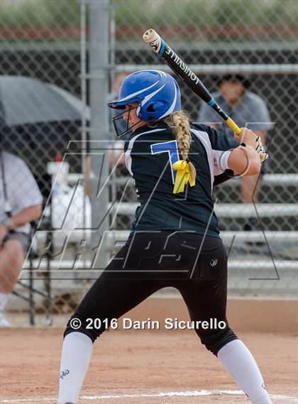 Thumbnail 3 in Mesquite vs. Skyline (Blackhawk Tournament) photogallery.