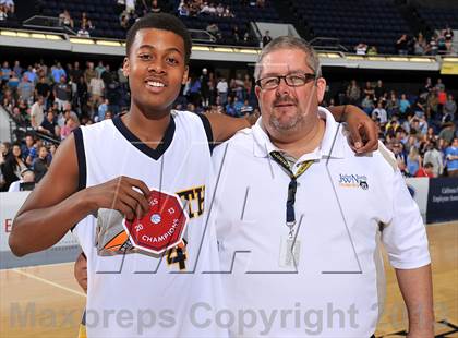 Thumbnail 3 in JW North vs. Villa Park (CIF SS DIV 2AA Final) photogallery.