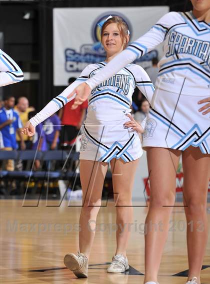 Thumbnail 1 in JW North vs. Villa Park (CIF SS DIV 2AA Final) photogallery.