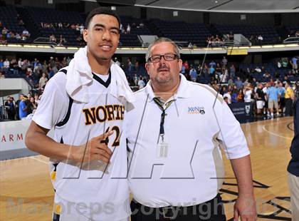 Thumbnail 3 in JW North vs. Villa Park (CIF SS DIV 2AA Final) photogallery.
