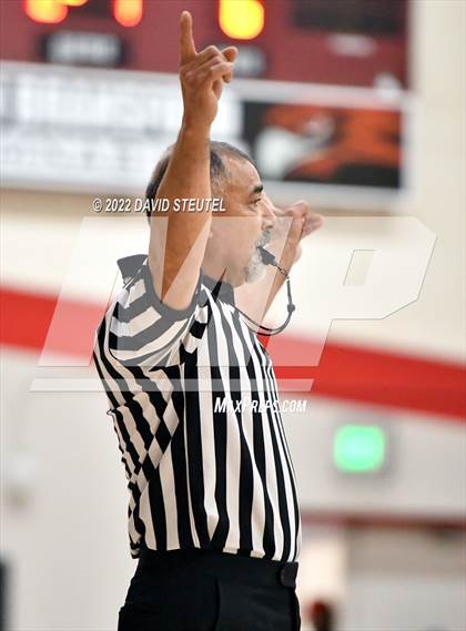 Thumbnail 2 in Kelseyville vs. Colusa (Jim Ernst Classic) photogallery.