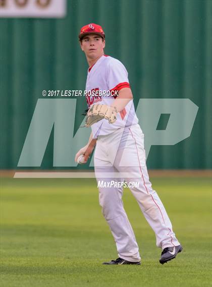 Thumbnail 1 in Sealy vs. Fredericksburg (UIL 4A Area Playoffs) photogallery.