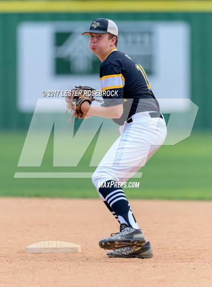 Thumbnail 2 in Sealy vs. Fredericksburg (UIL 4A Area Playoffs) photogallery.