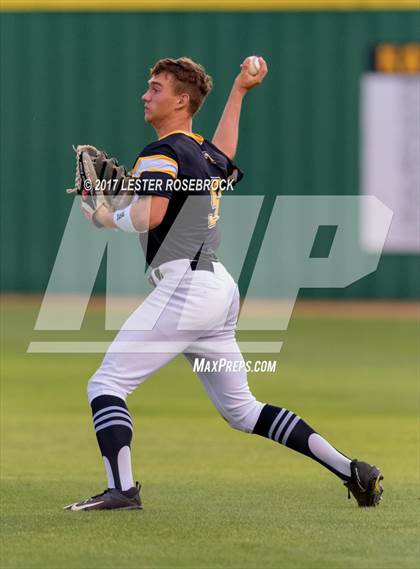 Thumbnail 1 in Sealy vs. Fredericksburg (UIL 4A Area Playoffs) photogallery.