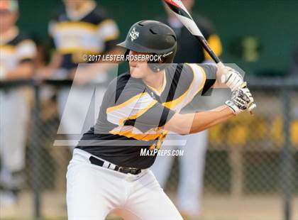 Thumbnail 2 in Sealy vs. Fredericksburg (UIL 4A Area Playoffs) photogallery.