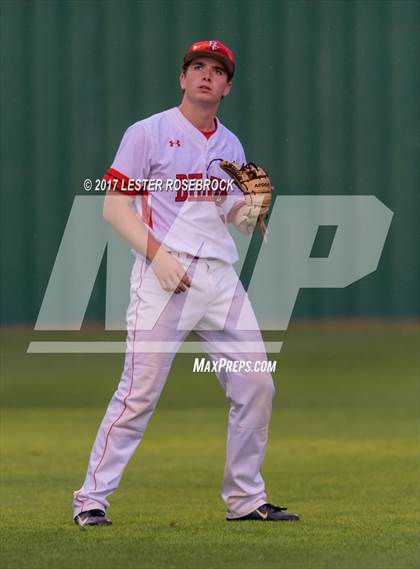 Thumbnail 1 in Sealy vs. Fredericksburg (UIL 4A Area Playoffs) photogallery.