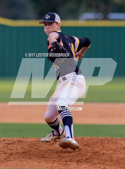 Thumbnail 1 in Sealy vs. Fredericksburg (UIL 4A Area Playoffs) photogallery.