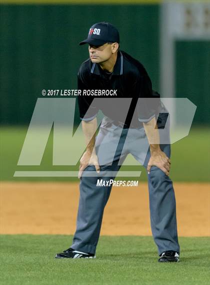 Thumbnail 2 in Sealy vs. Fredericksburg (UIL 4A Area Playoffs) photogallery.
