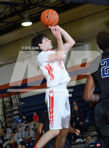 Thumbnail 3 in Mater Dei vs Desert Pines (Tarkanian Classic) photogallery.