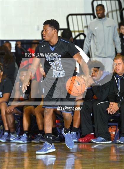 Thumbnail 3 in Mater Dei vs Desert Pines (Tarkanian Classic) photogallery.