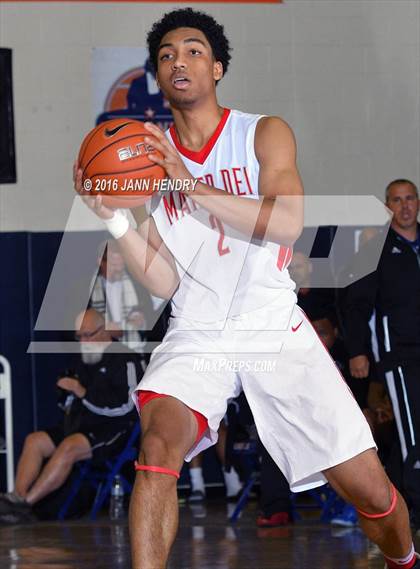 Thumbnail 1 in Mater Dei vs Desert Pines (Tarkanian Classic) photogallery.