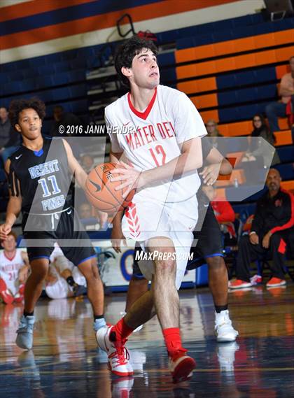 Thumbnail 3 in Mater Dei vs Desert Pines (Tarkanian Classic) photogallery.