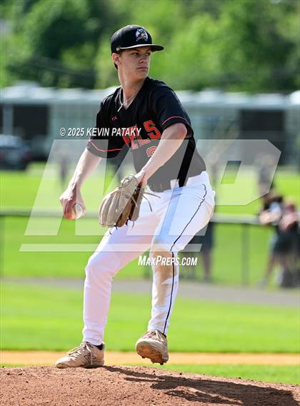 Thumbnail 3 in Shelton @ Trumbull (CIAC Class LL 1st Round) photogallery.