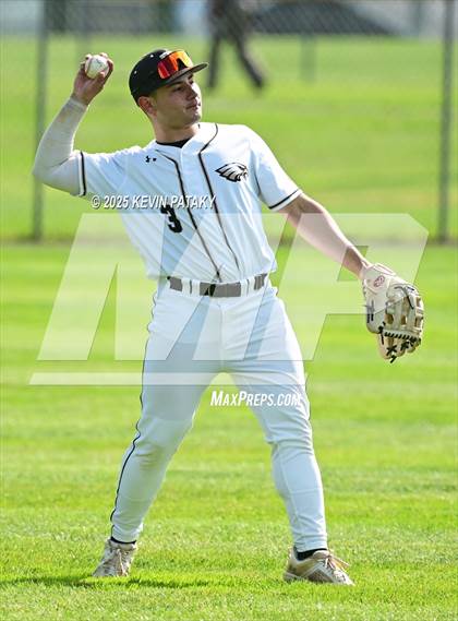 Thumbnail 1 in Shelton @ Trumbull (CIAC Class LL 1st Round) photogallery.