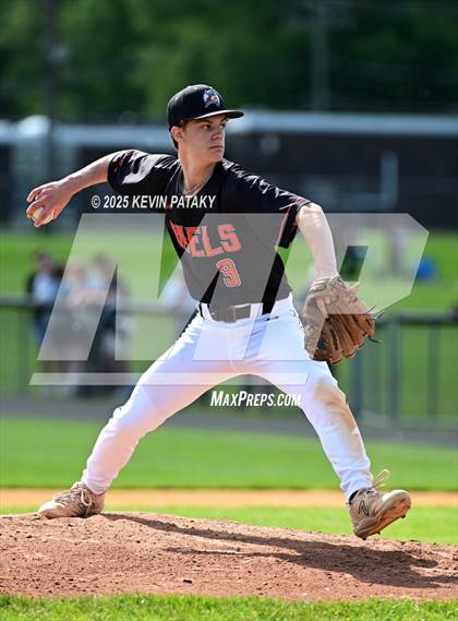 Thumbnail 2 in Shelton @ Trumbull (CIAC Class LL 1st Round) photogallery.