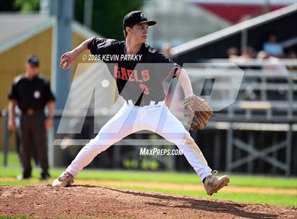 Thumbnail 1 in Shelton @ Trumbull (CIAC Class LL 1st Round) photogallery.
