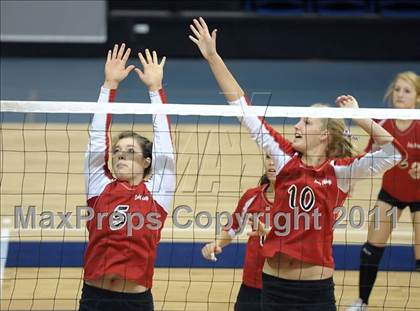 Thumbnail 1 in Victory Christian vs. Sacramento Country Day (CIF SJS D6 Final) photogallery.