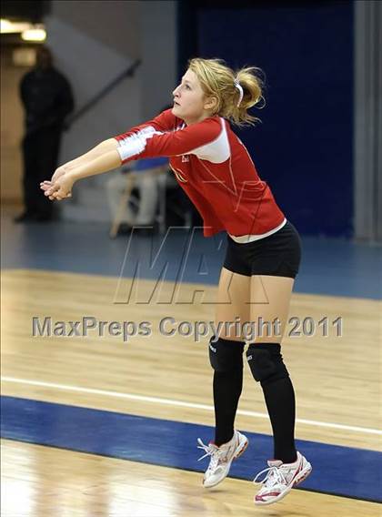 Thumbnail 2 in Victory Christian vs. Sacramento Country Day (CIF SJS D6 Final) photogallery.