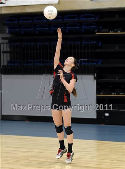 Thumbnail 3 in Victory Christian vs. Sacramento Country Day (CIF SJS D6 Final) photogallery.