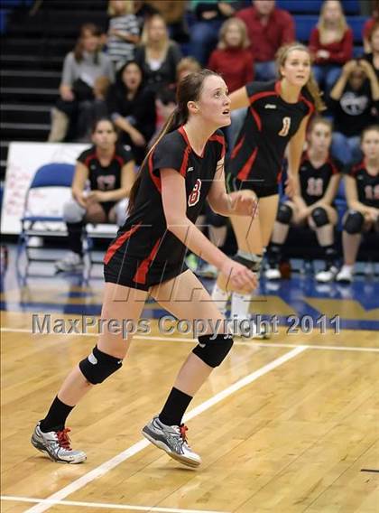 Thumbnail 3 in Victory Christian vs. Sacramento Country Day (CIF SJS D6 Final) photogallery.
