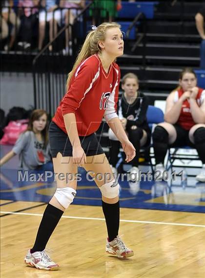Thumbnail 2 in Victory Christian vs. Sacramento Country Day (CIF SJS D6 Final) photogallery.