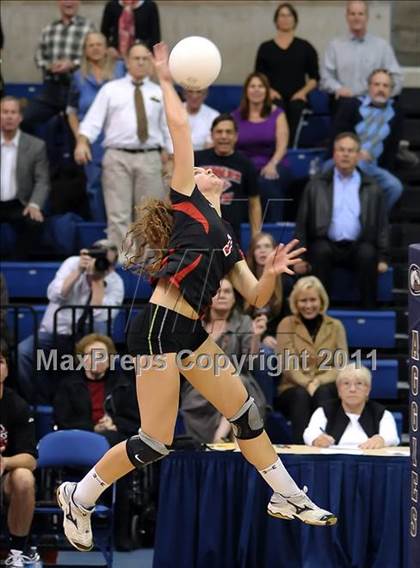 Thumbnail 3 in Victory Christian vs. Sacramento Country Day (CIF SJS D6 Final) photogallery.