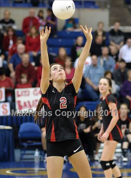 Thumbnail 3 in Victory Christian vs. Sacramento Country Day (CIF SJS D6 Final) photogallery.