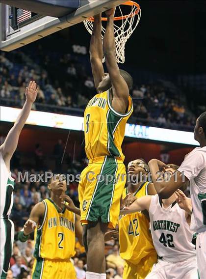 Thumbnail 2 in Northwest Catholic vs. New London (CIAC Class L Final)  photogallery.
