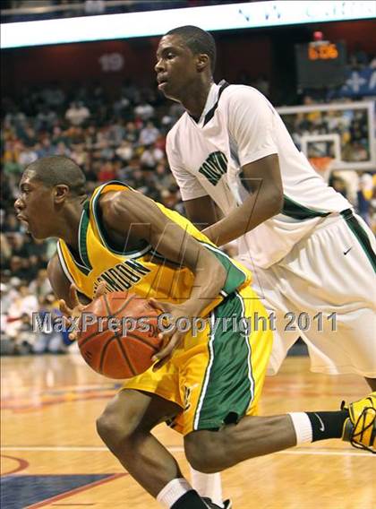 Thumbnail 1 in Northwest Catholic vs. New London (CIAC Class L Final)  photogallery.
