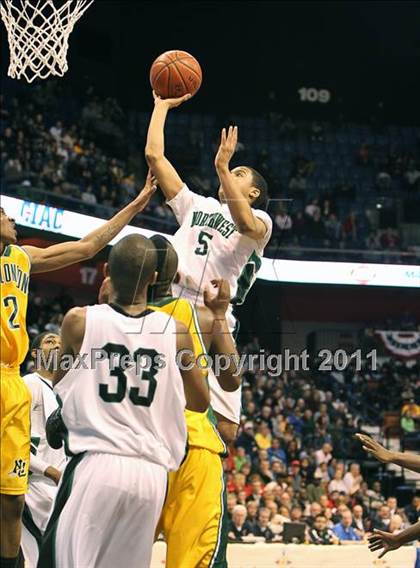 Thumbnail 3 in Northwest Catholic vs. New London (CIAC Class L Final)  photogallery.