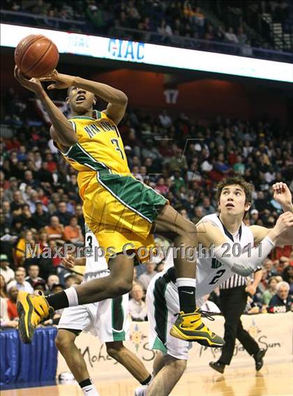 Thumbnail 1 in Northwest Catholic vs. New London (CIAC Class L Final)  photogallery.