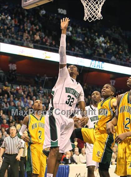 Thumbnail 1 in Northwest Catholic vs. New London (CIAC Class L Final)  photogallery.