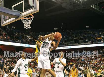 Thumbnail 3 in Northwest Catholic vs. New London (CIAC Class L Final)  photogallery.