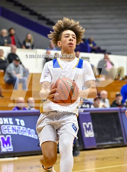 Thumbnail 3 in Muncie Burris vs. Lapel (Fieldhouse Classic)  photogallery.
