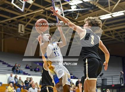 Thumbnail 1 in Muncie Burris vs. Lapel (Fieldhouse Classic)  photogallery.