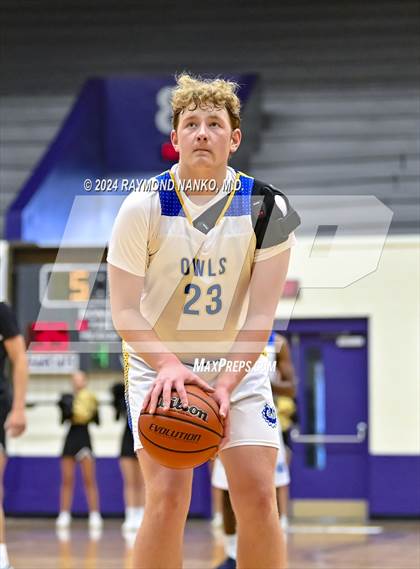Thumbnail 3 in Muncie Burris vs. Lapel (Fieldhouse Classic)  photogallery.