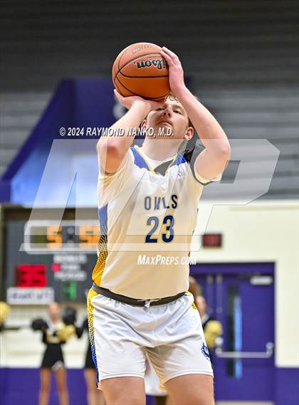 Thumbnail 2 in Muncie Burris vs. Lapel (Fieldhouse Classic)  photogallery.