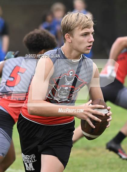 Thumbnail 2 in El Toro vs. Mingus (Surf City Passing Tournament) photogallery.