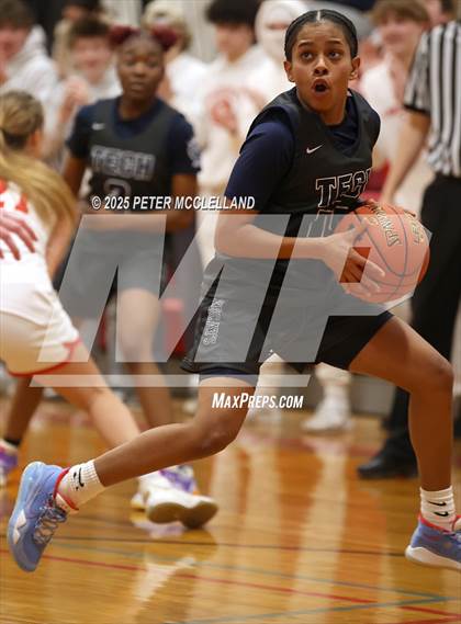 Thumbnail 3 in Sci-Tech vs Amesbury (MIAA Division 4 Preliminary Round) photogallery.