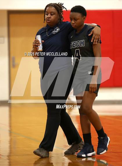 Thumbnail 3 in Sci-Tech vs Amesbury (MIAA Division 4 Preliminary Round) photogallery.