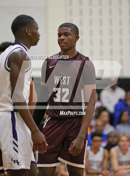 Thumbnail 3 in Belleville West vs. Christian Brothers photogallery.