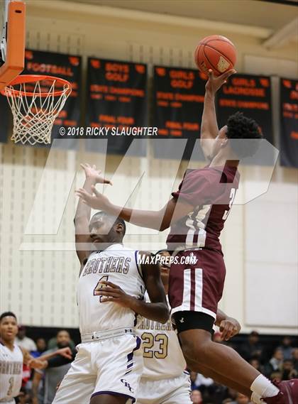 Thumbnail 3 in Belleville West vs. Christian Brothers photogallery.