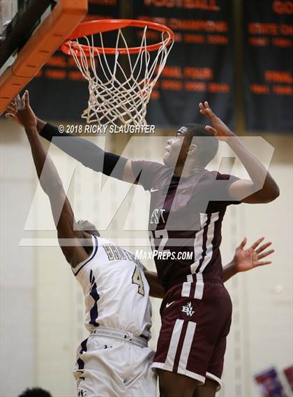 Thumbnail 2 in Belleville West vs. Christian Brothers photogallery.